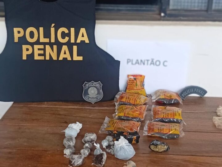 Doze visitantes são flagradas pela Polícia Penal com entorpecentes e pacotes de fumo em unidades prisionais