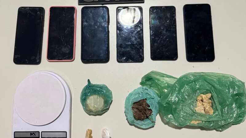 Quadrilha é detida em flagrante pela Polícia Militar por tráfico de drogas